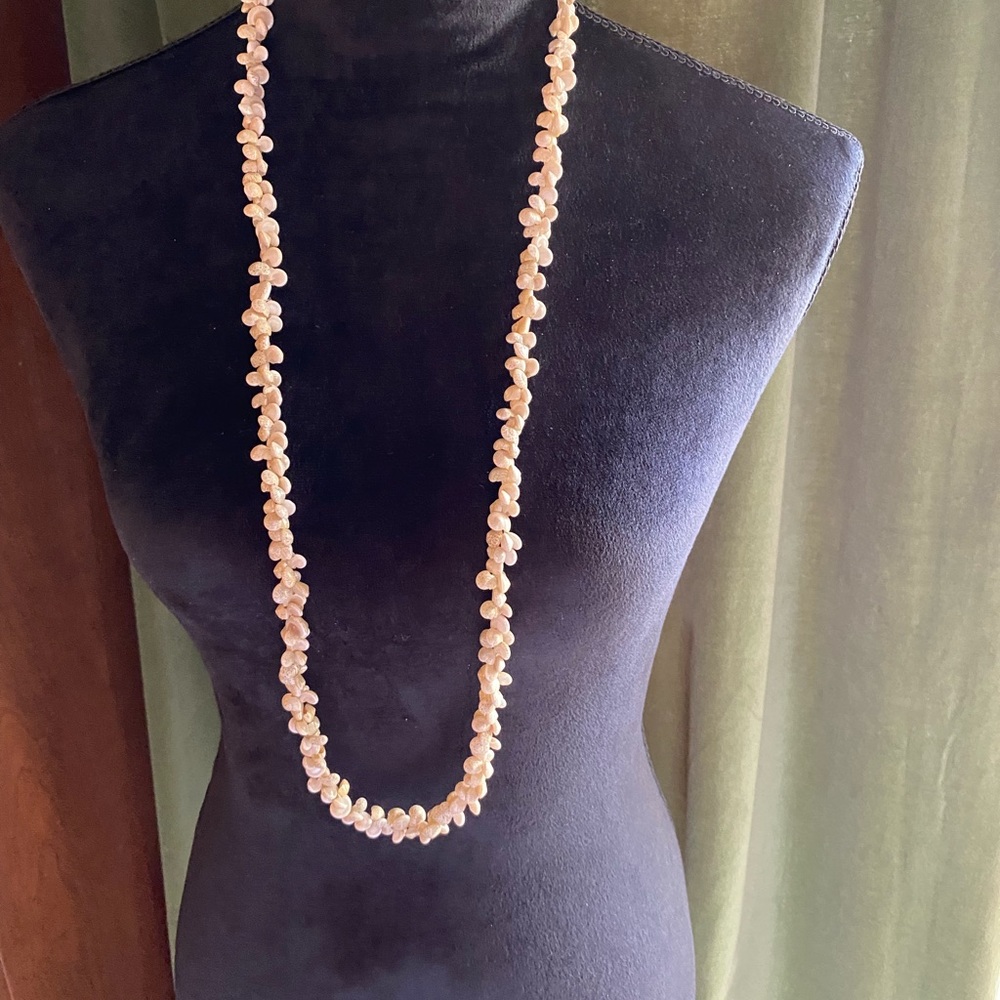 Shell necklace